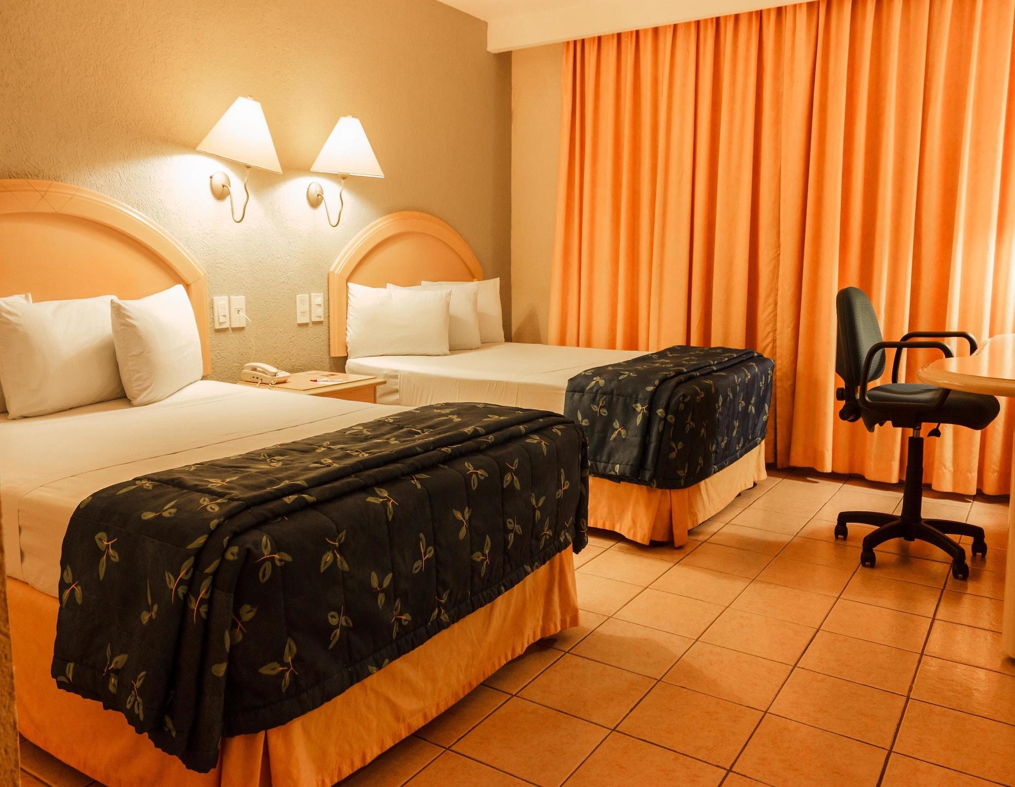 Plaza Inn Express تاباتشولا المظهر الخارجي الصورة