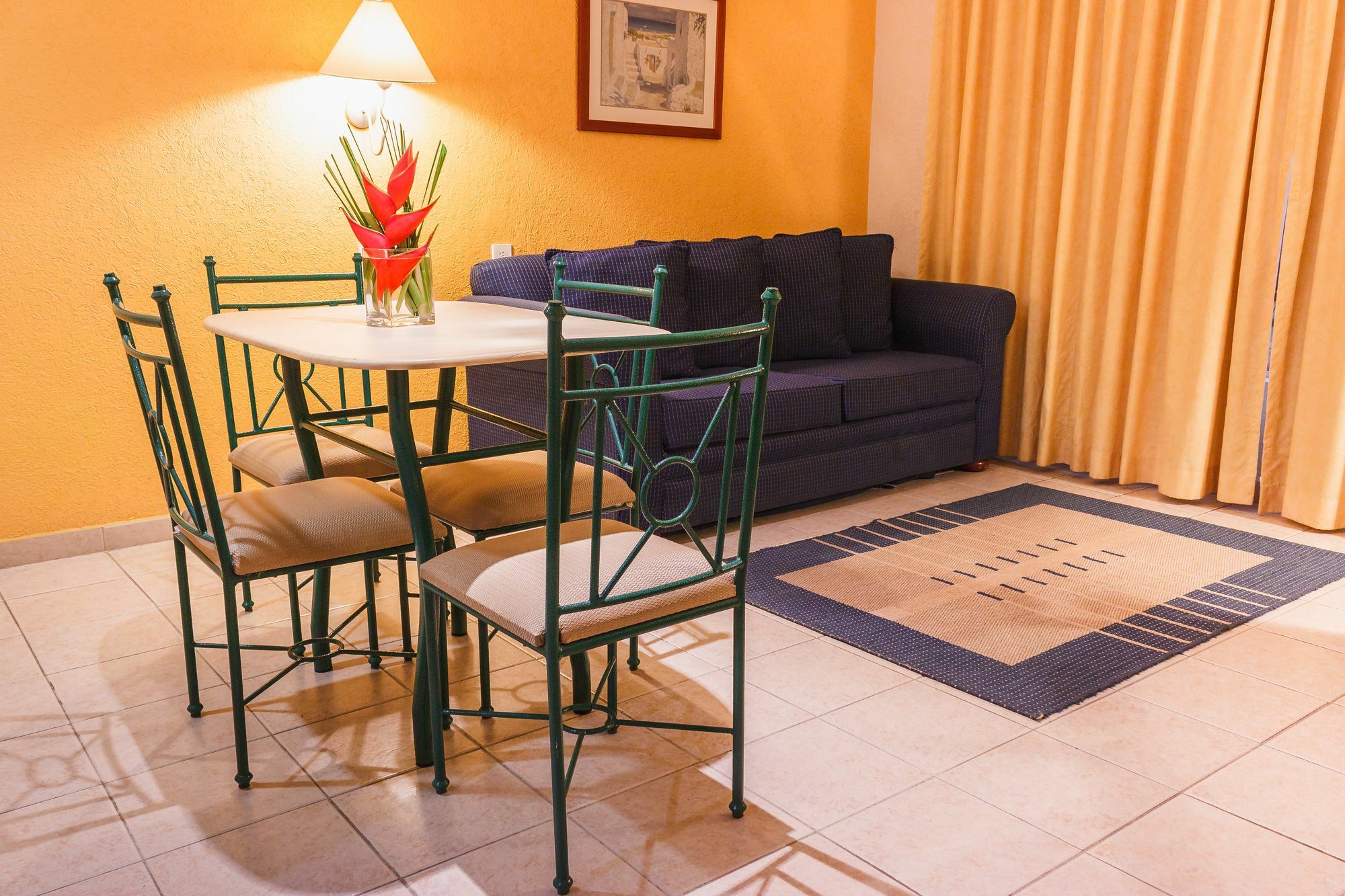 Plaza Inn Express تاباتشولا المظهر الخارجي الصورة